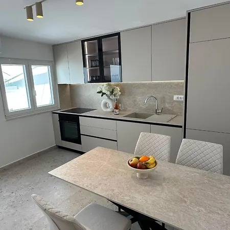 Dolce By Dubooker Apartment
